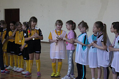05.04.14 прошли соревнования по женскому футболу