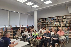 13 июля состоялась рабочая встреча общественных советников, членов общественных организаций с представителями ГКУ «Московская безопасность» и сотрудниками правоохранительных органов.