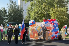 Председатель Общественного совета при УВД по ЮАО Харис Ильясов в рамках всероссийской акции «Гражданский мониторинг» проверил работу полиции на торжественном мероприятии, посвящённом Дню знаний в школе № 947 района Бирюлёво Восточное