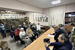 Сотрудники УВД по ЮАО совместно с Общественным советом при УВД организовали встречу с Ветеранами Великой Отечественной войны в Нагорном районе и рассказали о современных схемах мошенничества